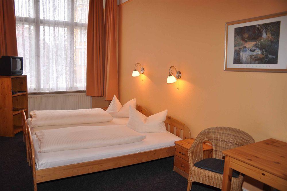 Hotel Am Hermannplatz Берлін Екстер'єр фото