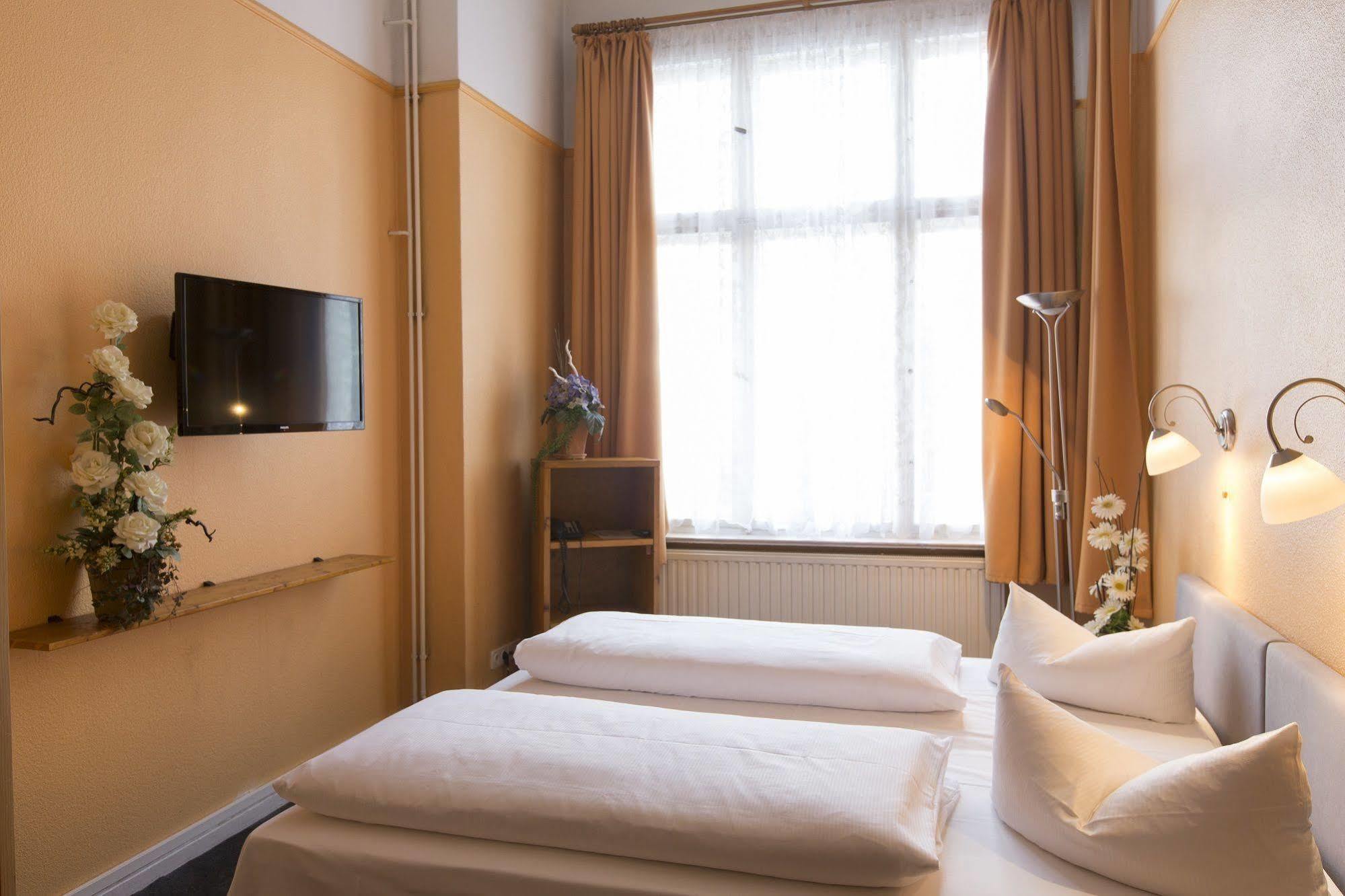 Hotel Am Hermannplatz Берлін Екстер'єр фото