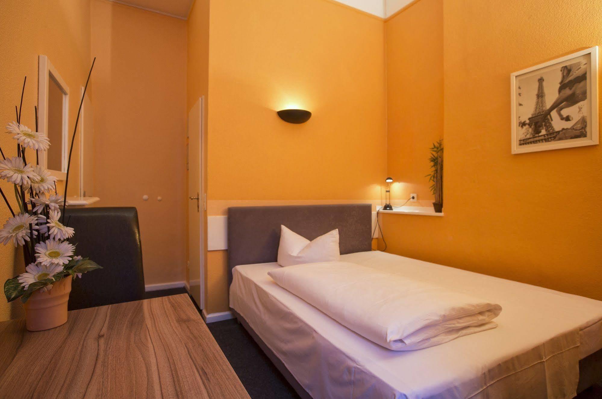 Hotel Am Hermannplatz Берлін Екстер'єр фото